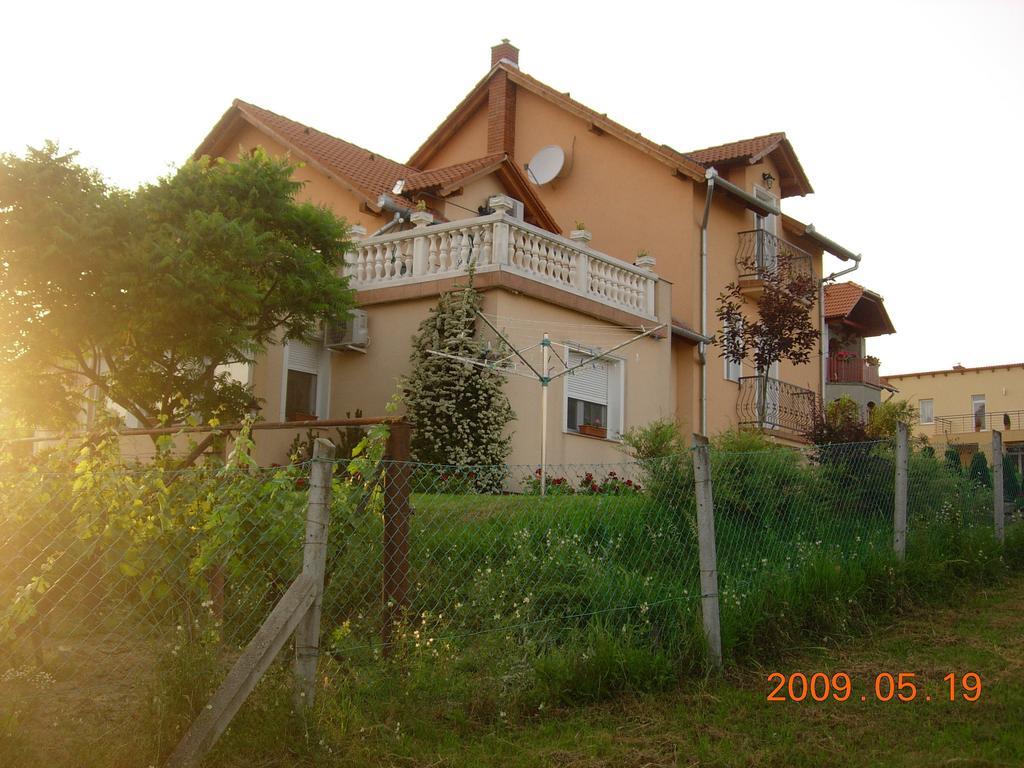 Alsohegyi Apartmanok Zalakaros Luaran gambar
